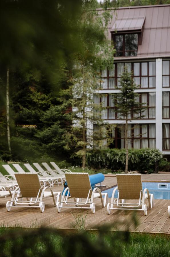 Yaremche Club Hotel Εξωτερικό φωτογραφία