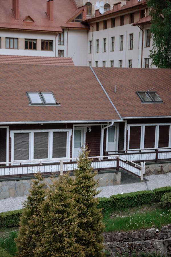 Yaremche Club Hotel Εξωτερικό φωτογραφία
