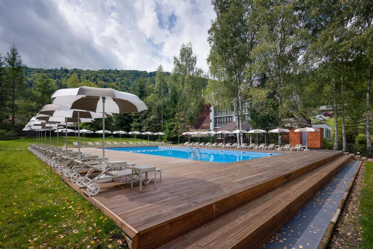 Yaremche Club Hotel Εξωτερικό φωτογραφία