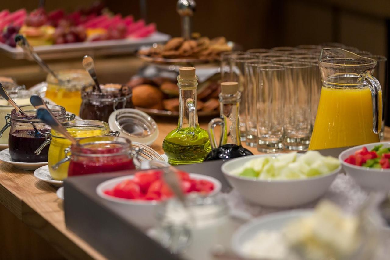 Yaremche Club Hotel Εξωτερικό φωτογραφία