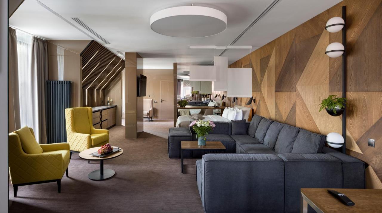 Yaremche Club Hotel Εξωτερικό φωτογραφία