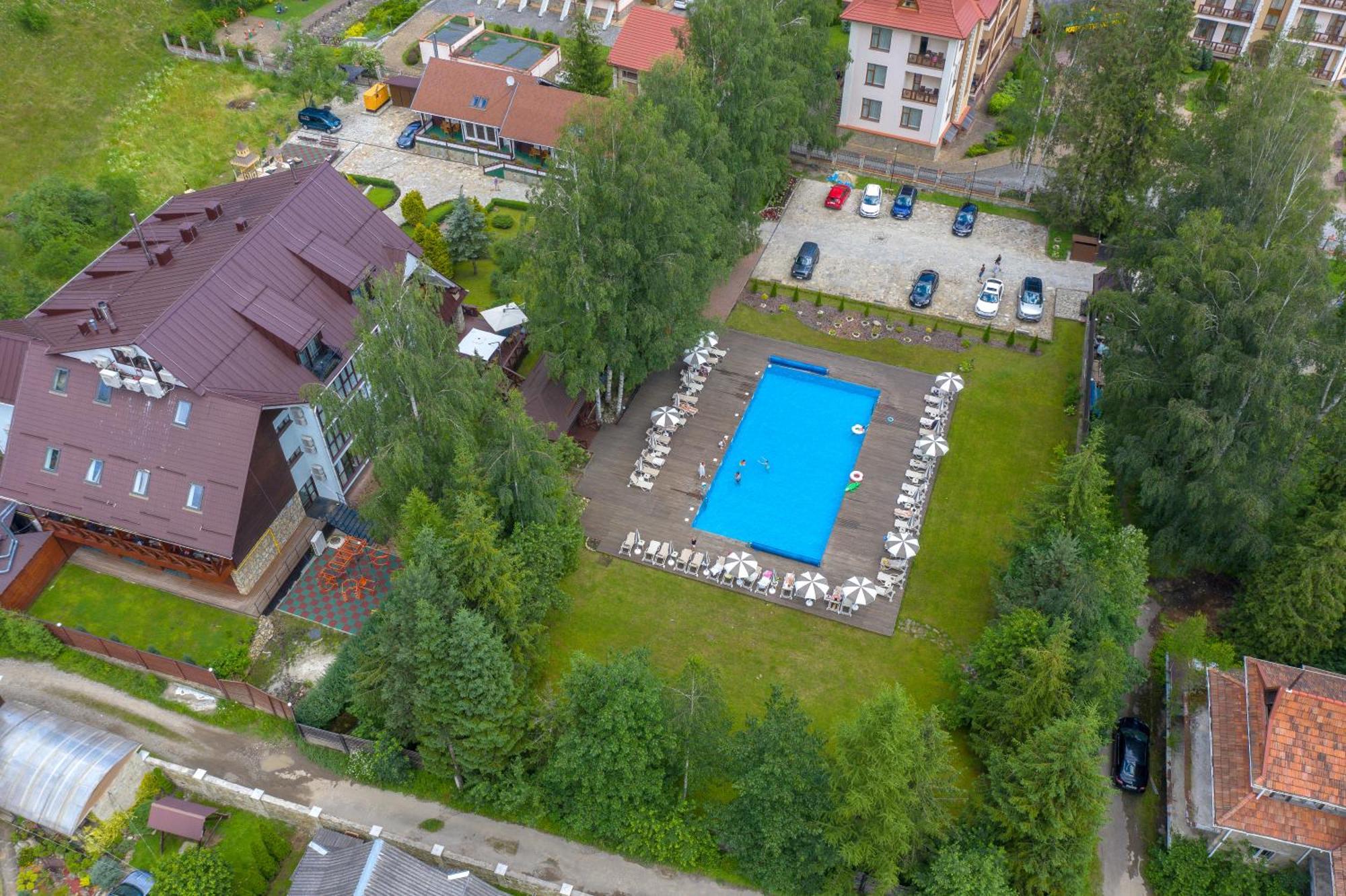 Yaremche Club Hotel Εξωτερικό φωτογραφία