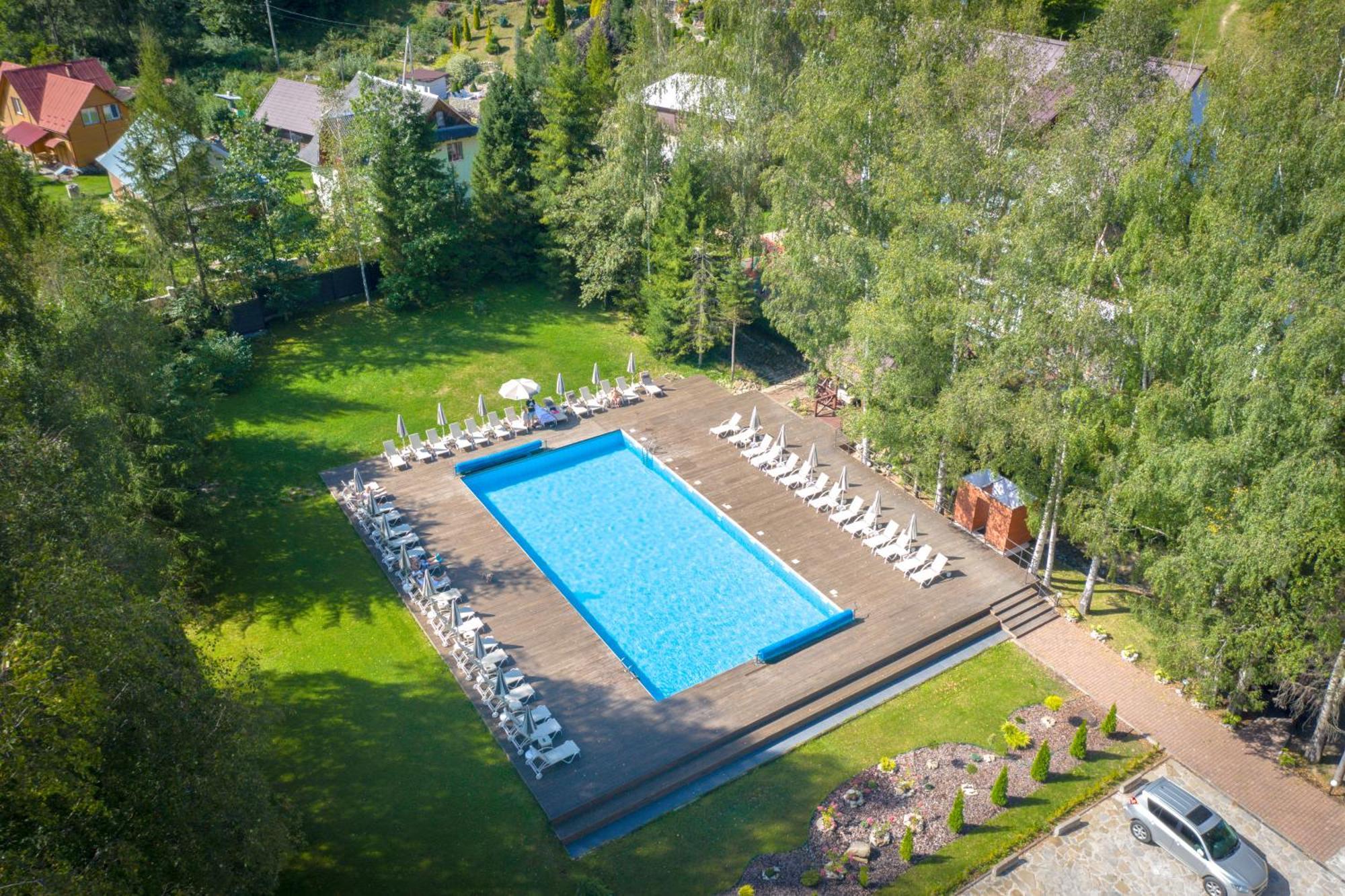 Yaremche Club Hotel Εξωτερικό φωτογραφία